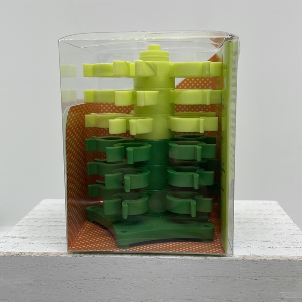Clover Stack ‘n Store Bobbin Tower - Picture 6 of 7
